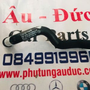 Ống nước xe Mercedes C300 - 2045017182