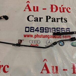 Ống nước xe Mercedes W205 - 2055011001